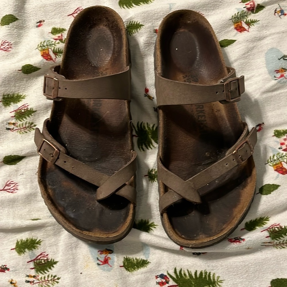 Birkenstocks mayari 39/ 8.5